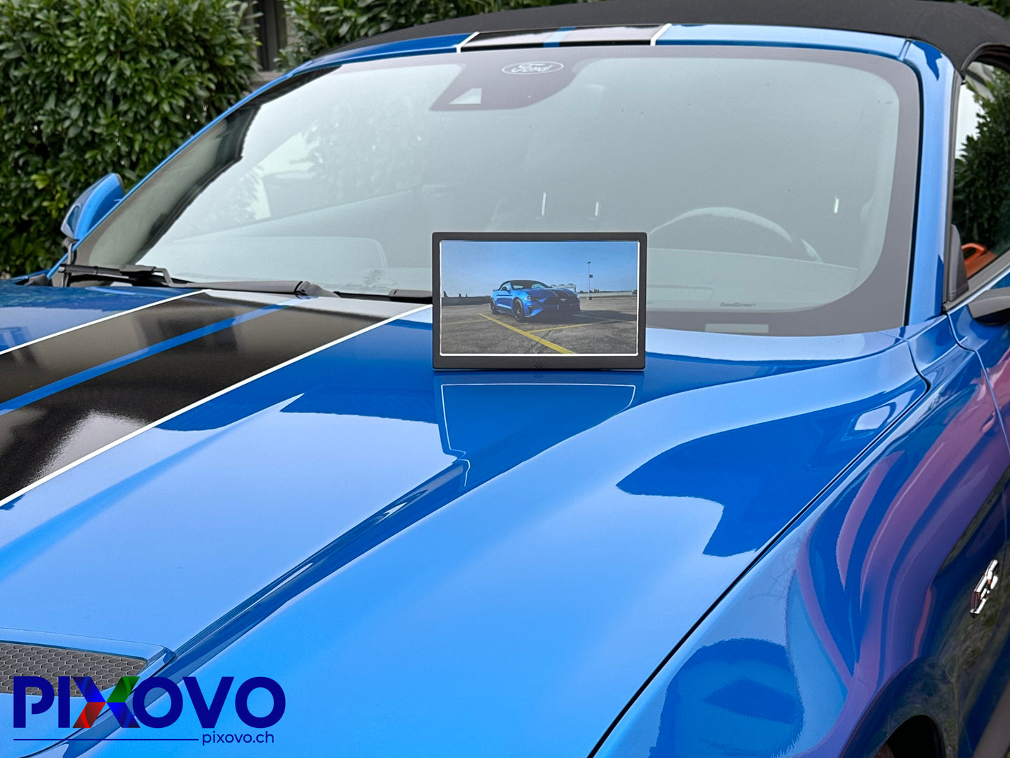 Pixovo Frame Auto Edition