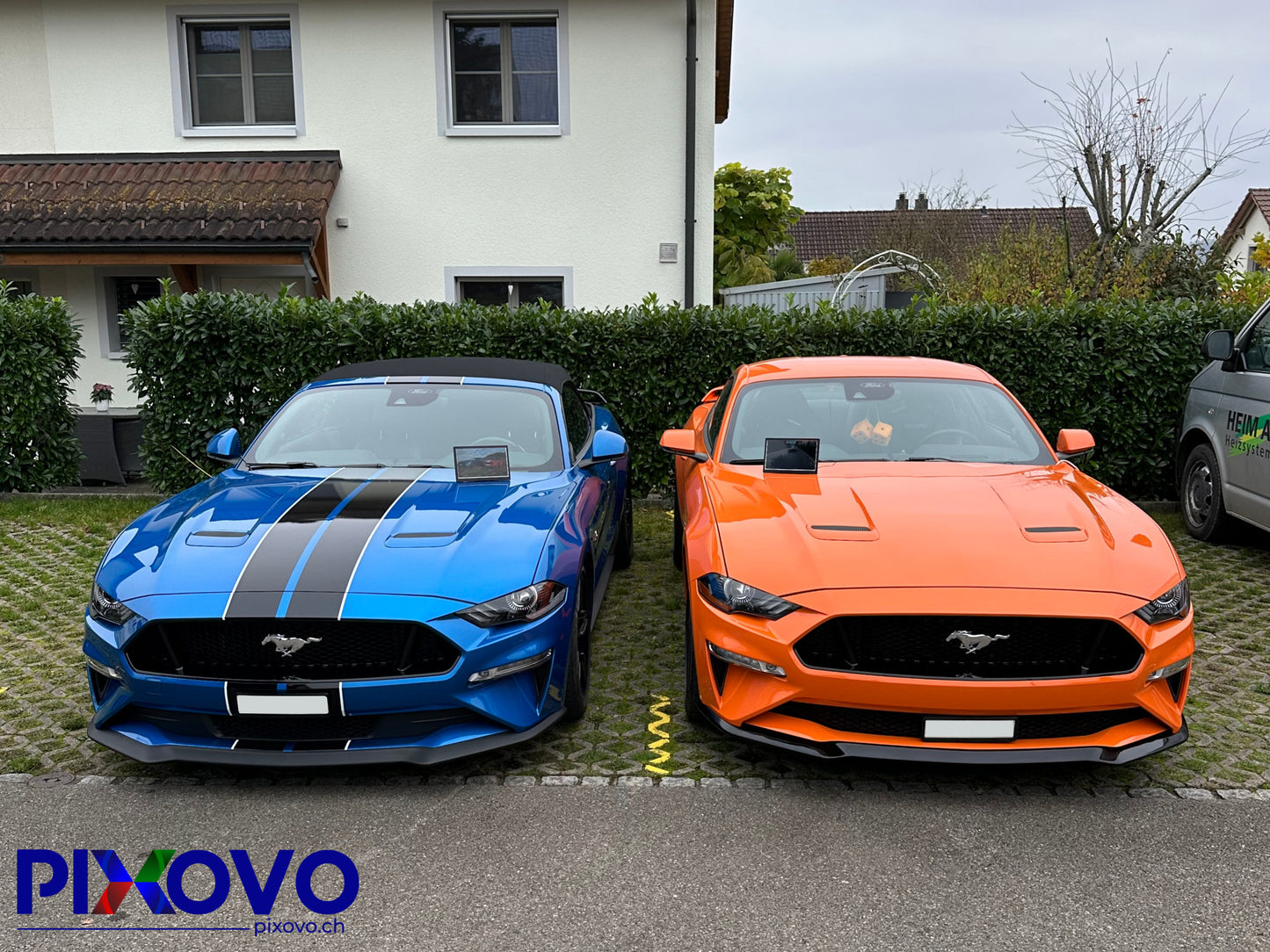 Pixovo Frame Auto Edition